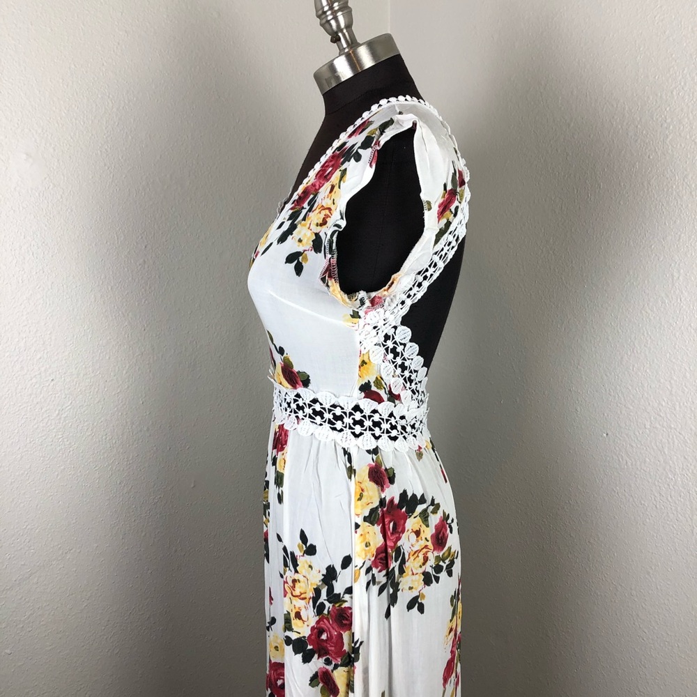 NWT White Floral Crochet Backless High Low Dress - Picture 2 of 7